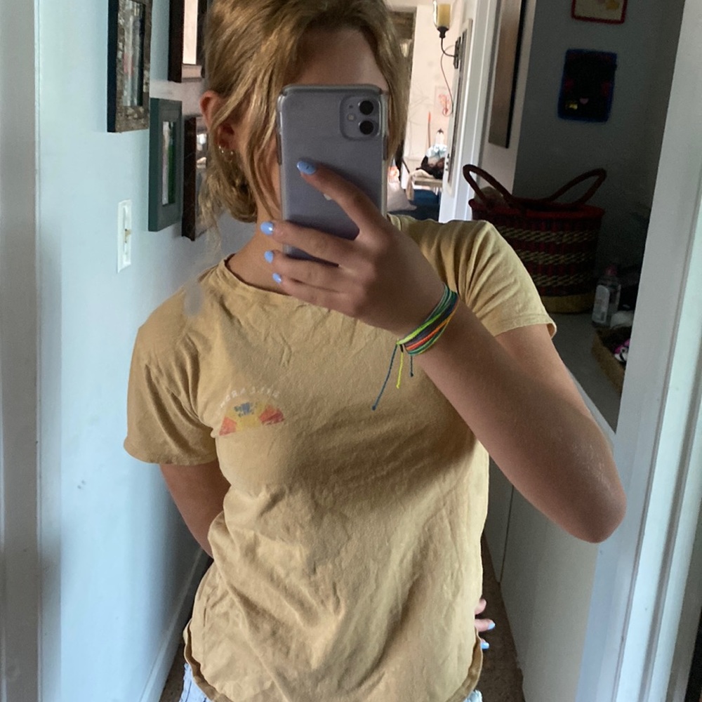 t-shirt - Picture 3 of 3